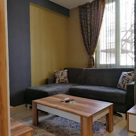 Apartament Aziz *